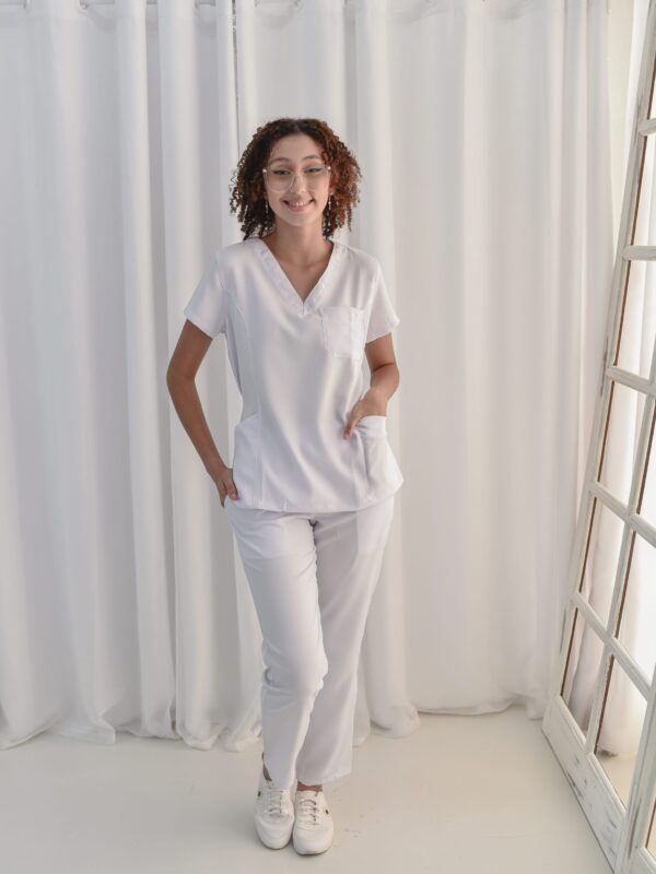 Pijama Cirúrgico Manga Curta Feminino em Gabardine França