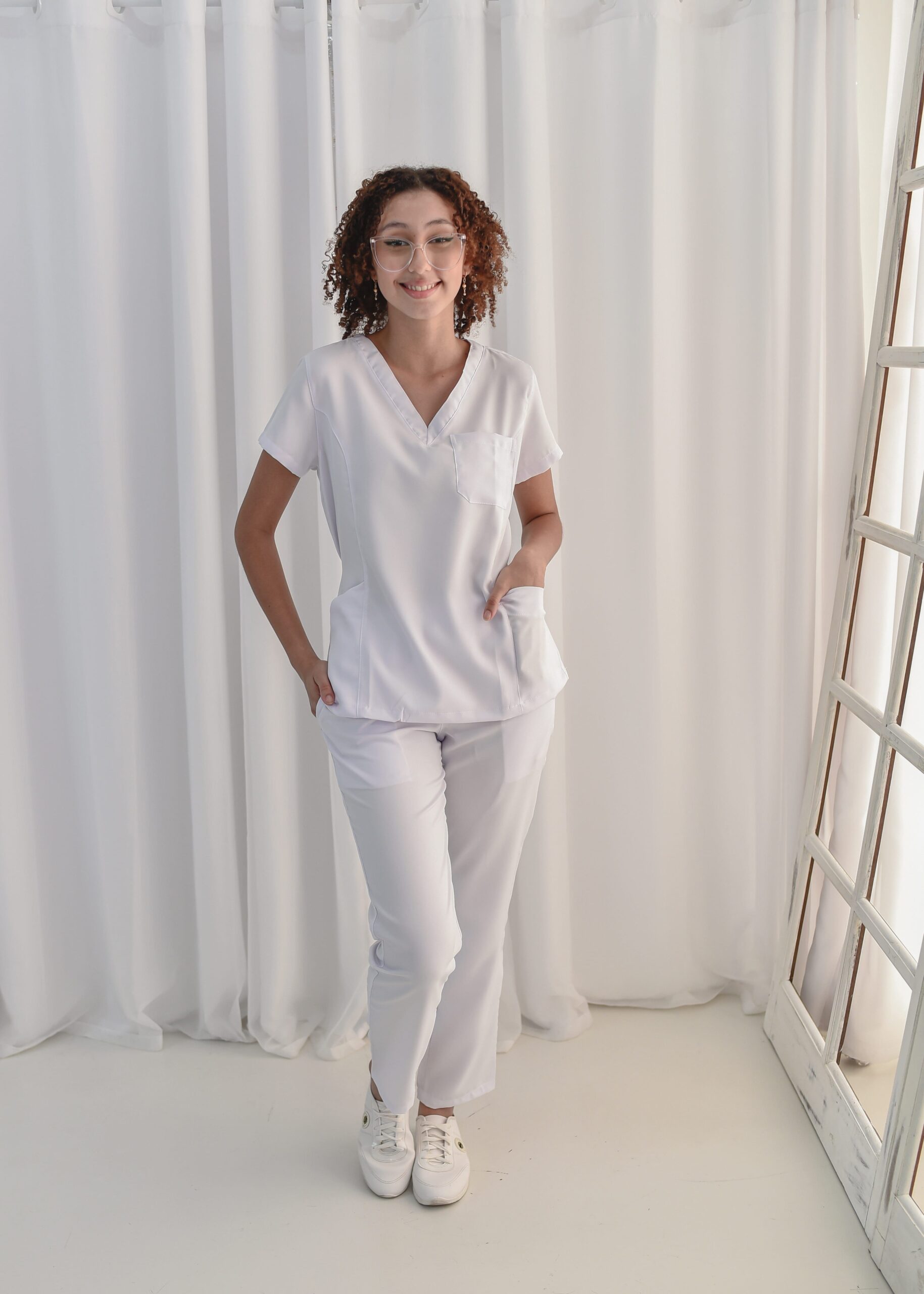 Pijama Cirúrgico Manga Curta Feminino em Gabardine França