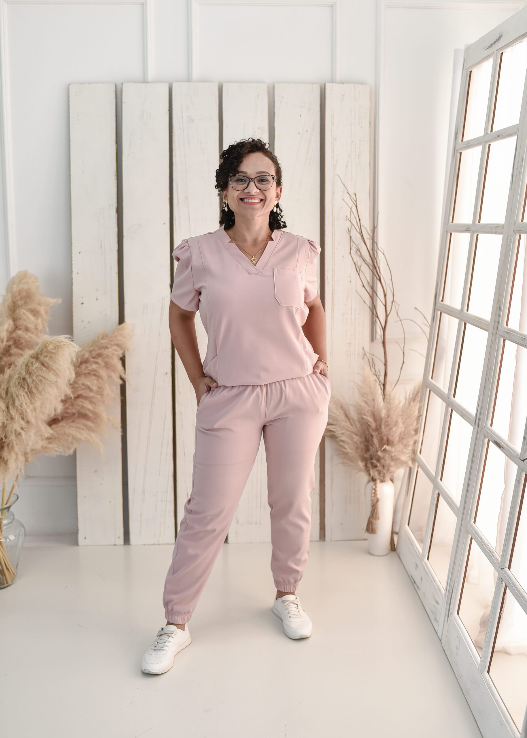 Pijama Cirúrgico Manga Curta Feminino em Gabardine com Stretch Jogger Dinamarca - Imagem 34