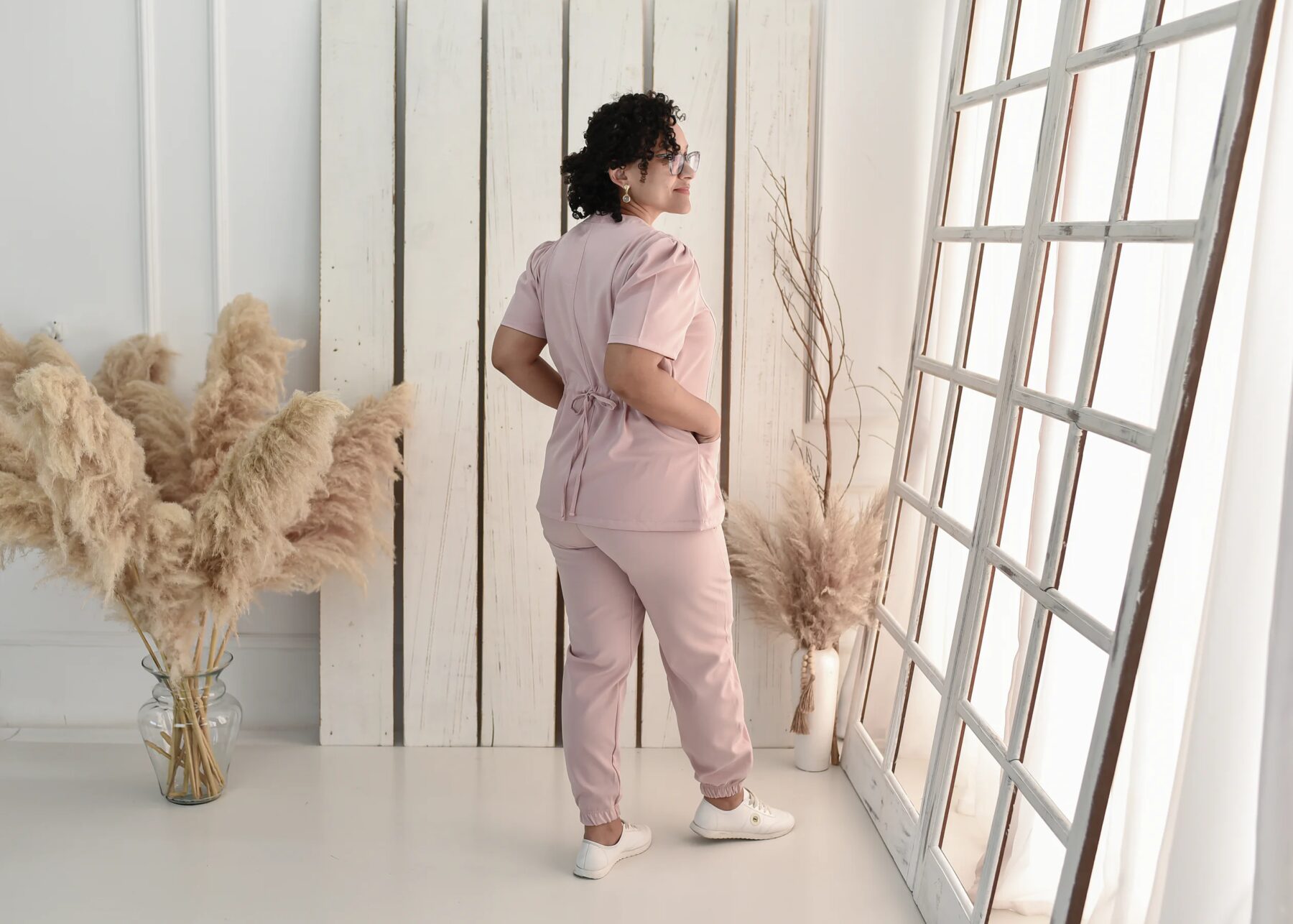 Pijama Cirúrgico Manga Curta Feminino em Gabardine com Stretch Jogger Dinamarca