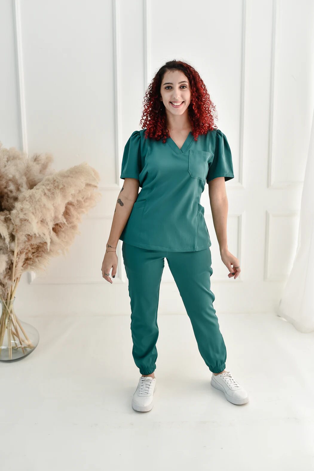 Pijama Cirúrgico Manga Curta Feminino em Gabardine com Stretch Jogger Dinamarca