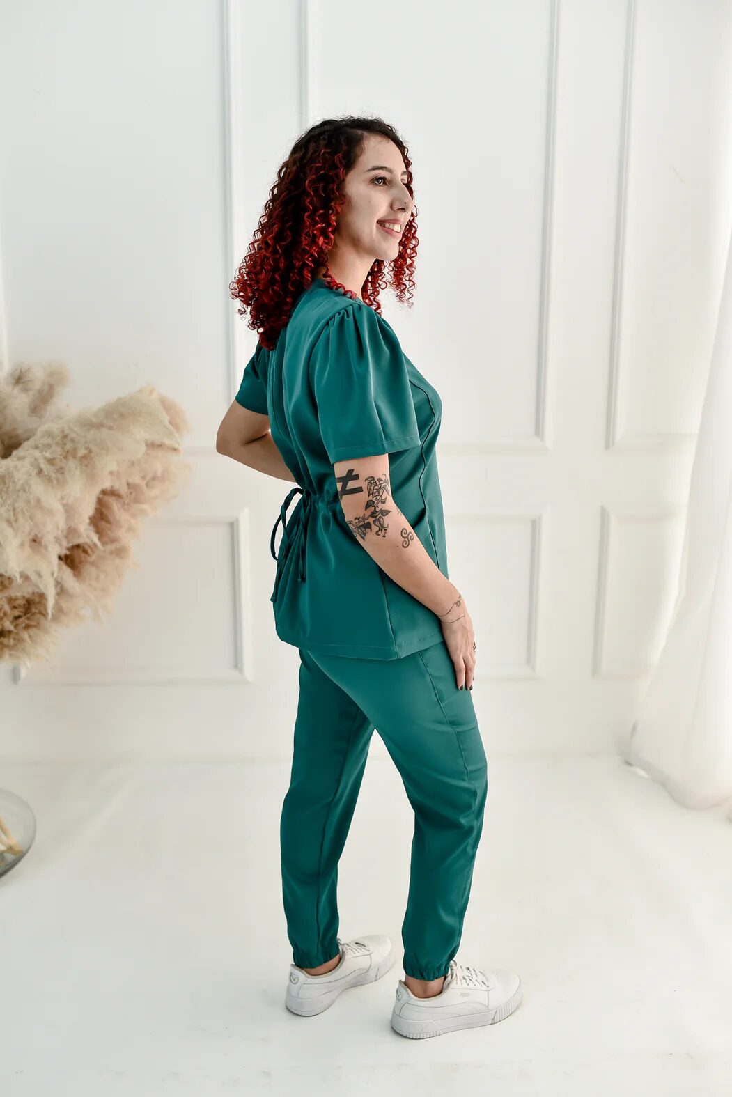 Pijama Cirúrgico Manga Curta Feminino em Gabardine com Stretch Jogger Dinamarca