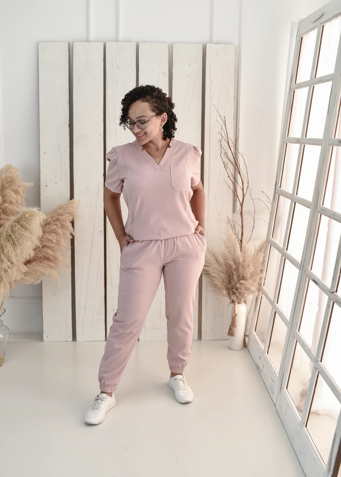 Pijama Cirúrgico Manga Curta Feminino em Gabardine com Stretch Jogger Dinamarca