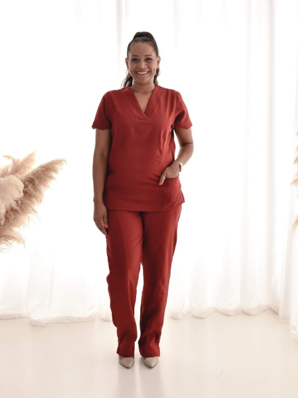 Pijama Cirúrgico Manga Curta Feminino em Gabardine Gola V (709/708)