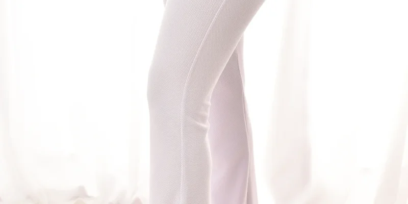 Calça Flare Feminina em Jacquard Pipoca