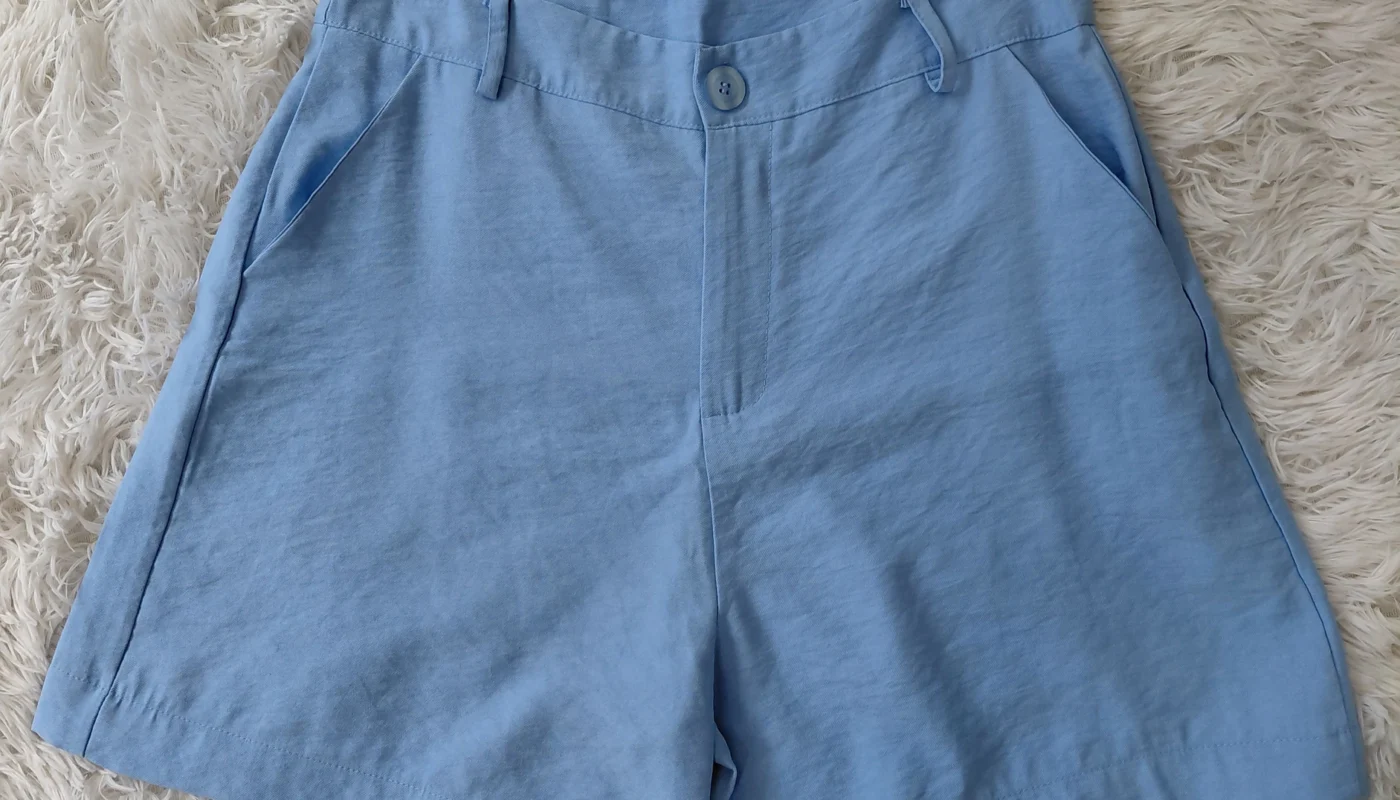 Short Feminino em Marrant com Bolso Faca