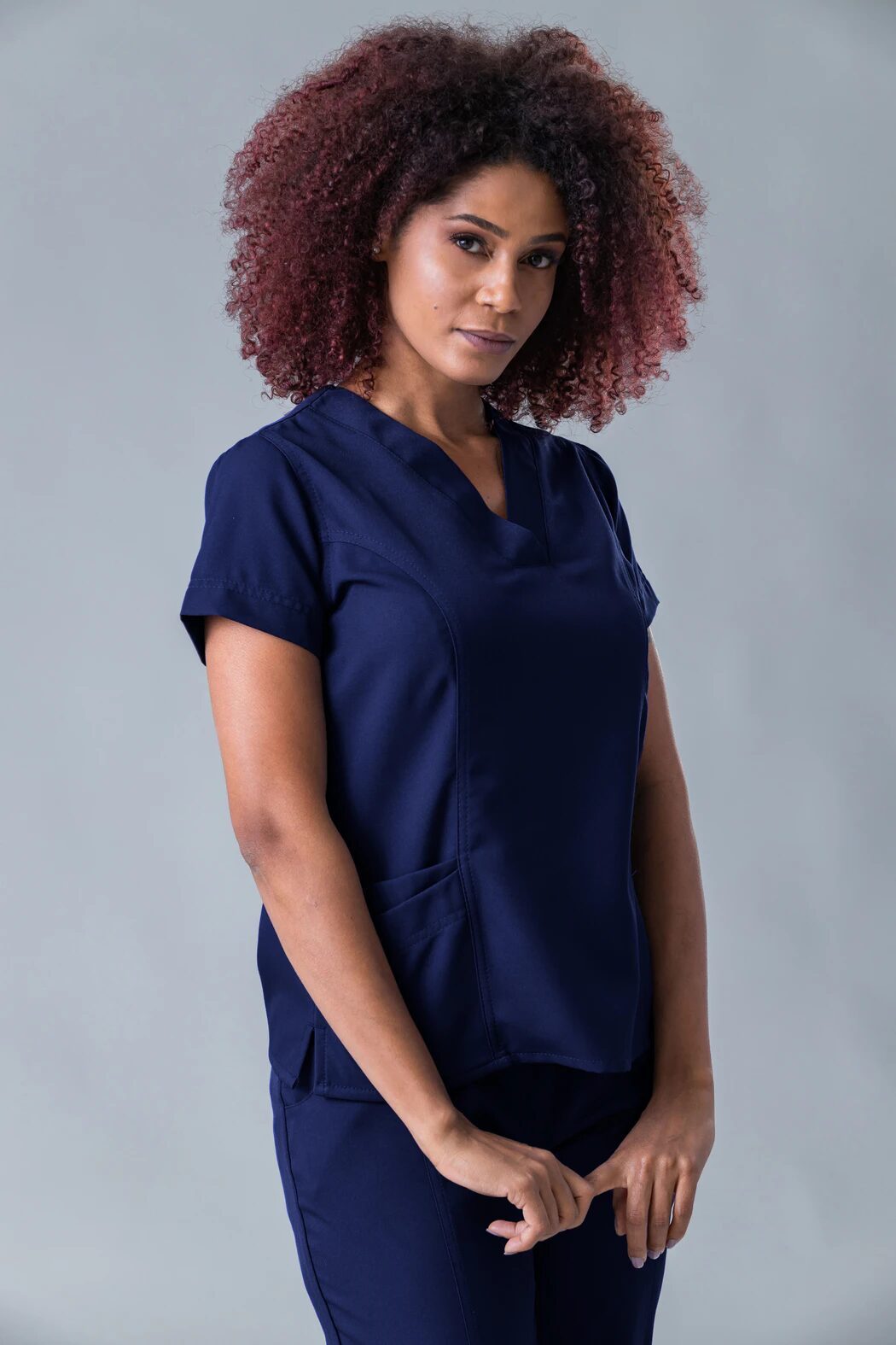 Camisa Cirúrgica Manga Curta Feminina em Gabardine com Decote V Plus (709)